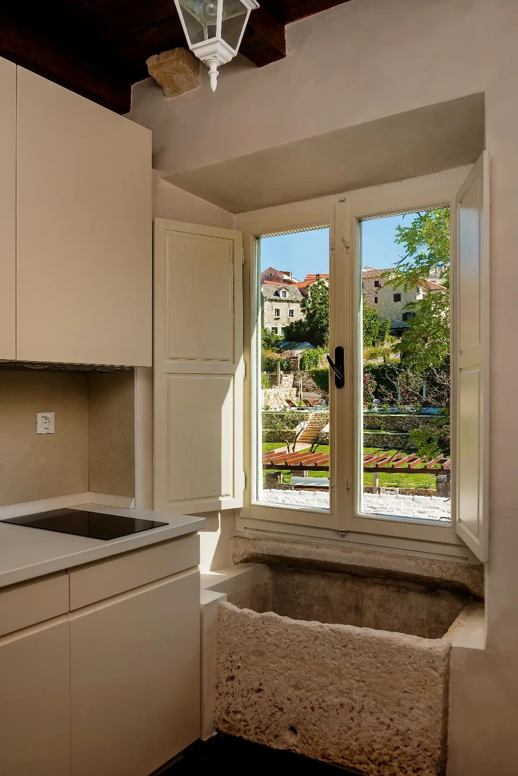 SUITE WITH BALCONY Room, Puteus Palace Heritage hotel, Split