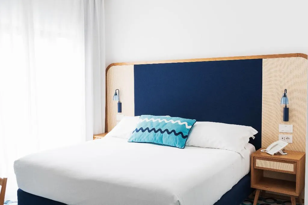Double or Twin COMFORT Room, Grand Hotel Flora, Naples