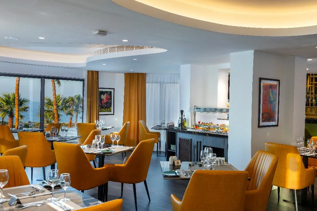Restaurant, Leonardo Crystal Cove Hotel and Spa by the Sea, Cyprus