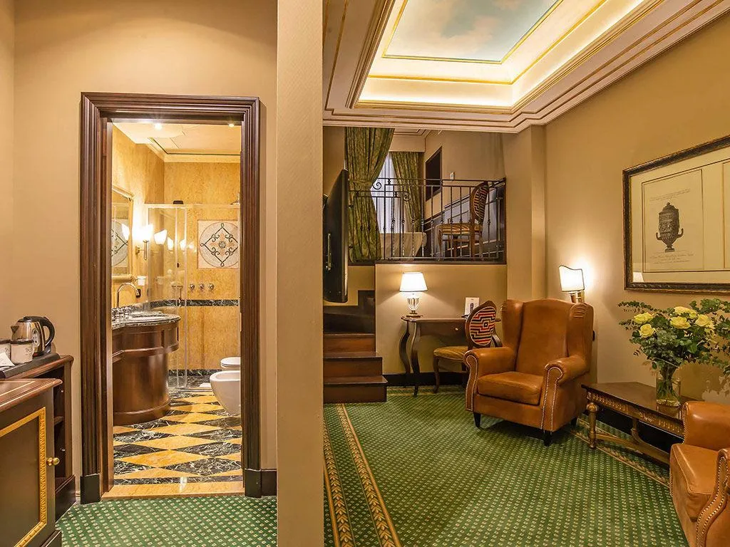 JUNIOR SUITE CAPACITY 2 Room, River Palace Hotel, Rome