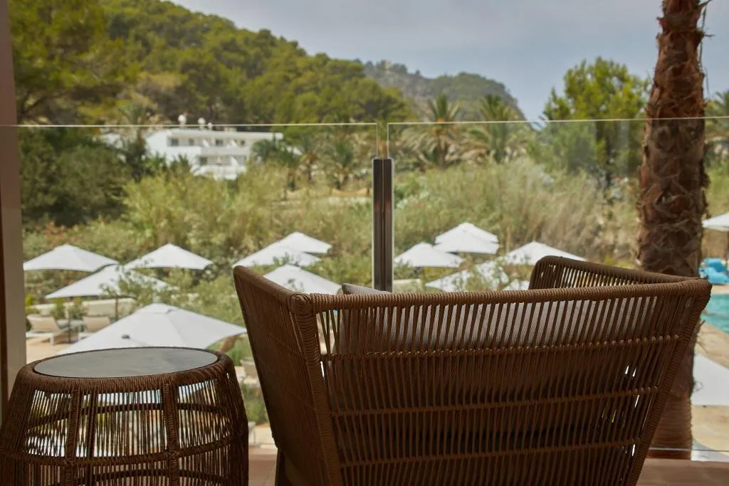 Room, Cala San Miguel Ibiza Res, Curio Colllec by Hilton, Ibiza