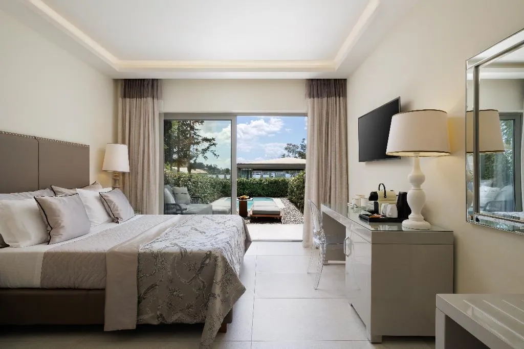 Double or Twin DELUXE GARDEN VIEW Room, Rodostamo Hotel & Spa, Corfu