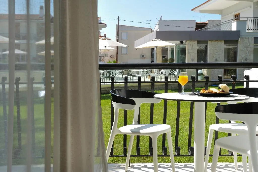 TRIPLE STANDARD Room, Aristotelis Hotel, Halkidiki