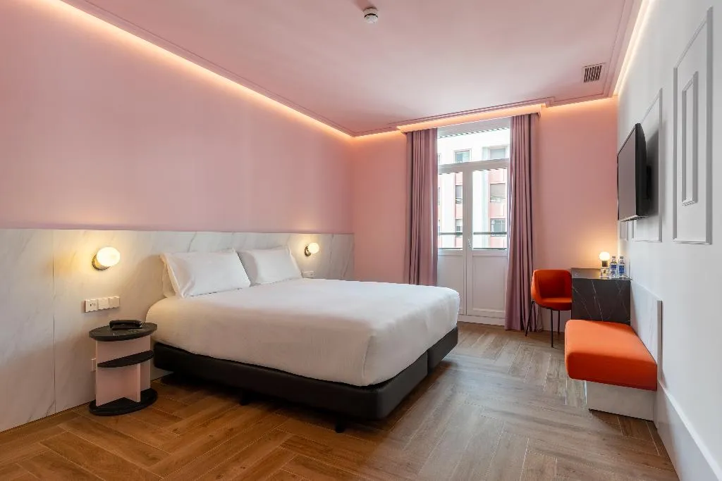 DOUBLE STANDARD Room, Ikonik Gran Vía, Madrid