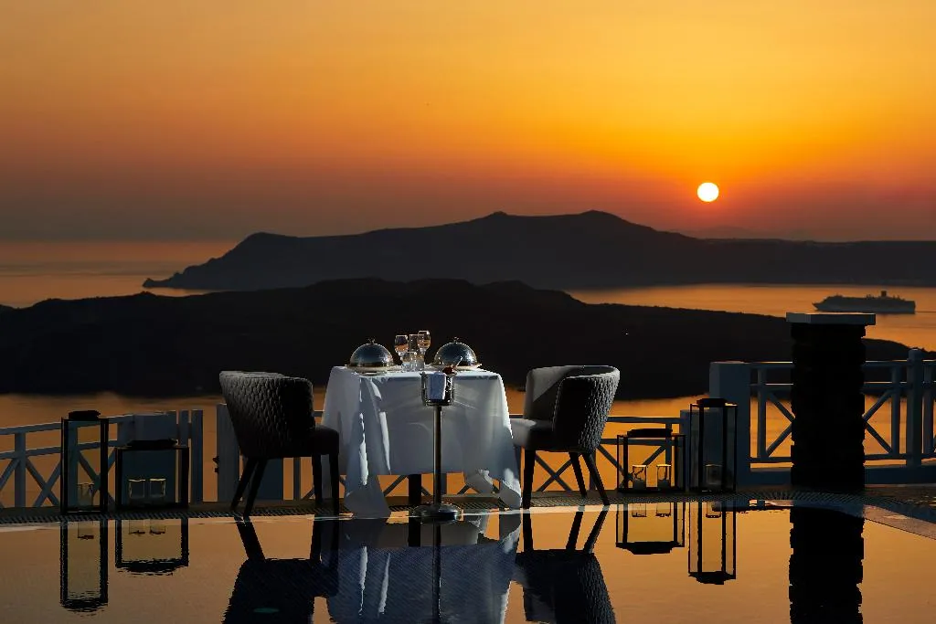 General view, Petit Palace, Santorini
