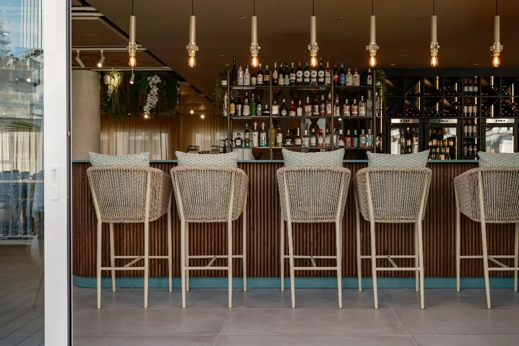 Bar, Hyatt Centric Malta, Malta