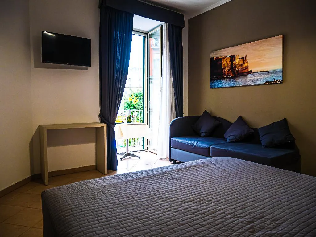 DOUBLE SUPERIOR Room, San Marco, Naples