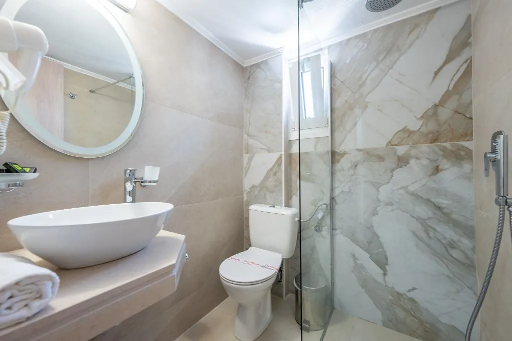 QUADRUPLE STANDARD Room, Milonas House Apartments, Halkidiki