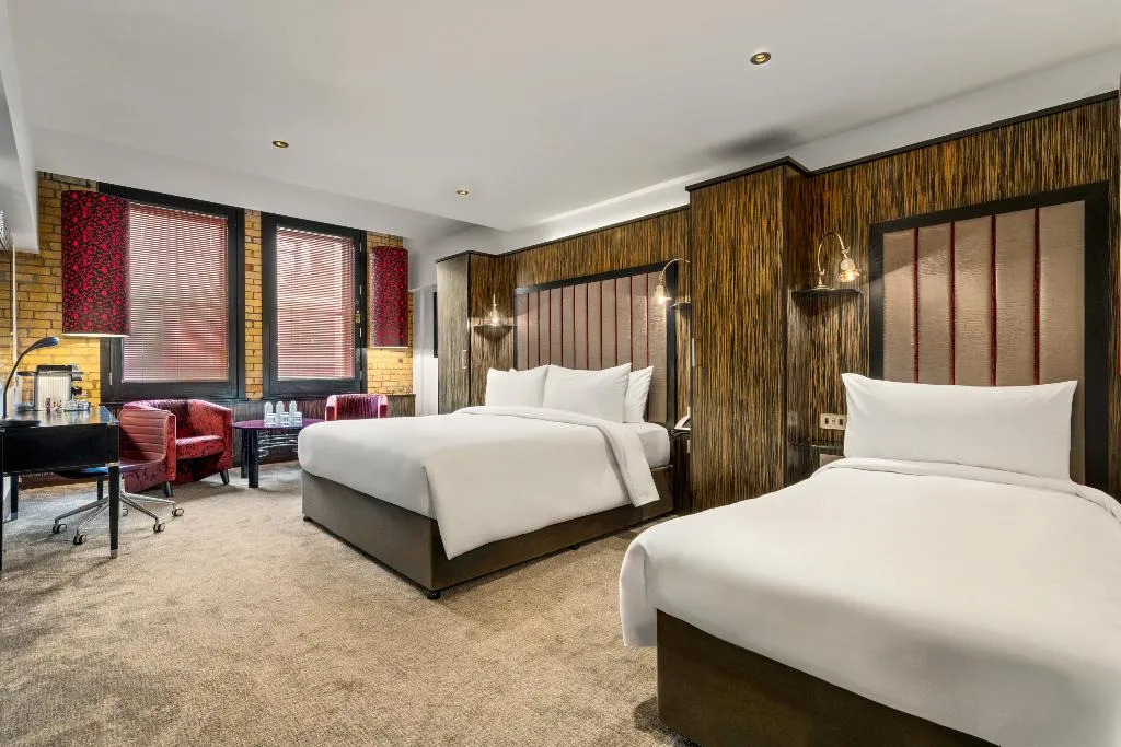 TRIPLE CLASSIC Room, Trinity City Hotel, Dublin