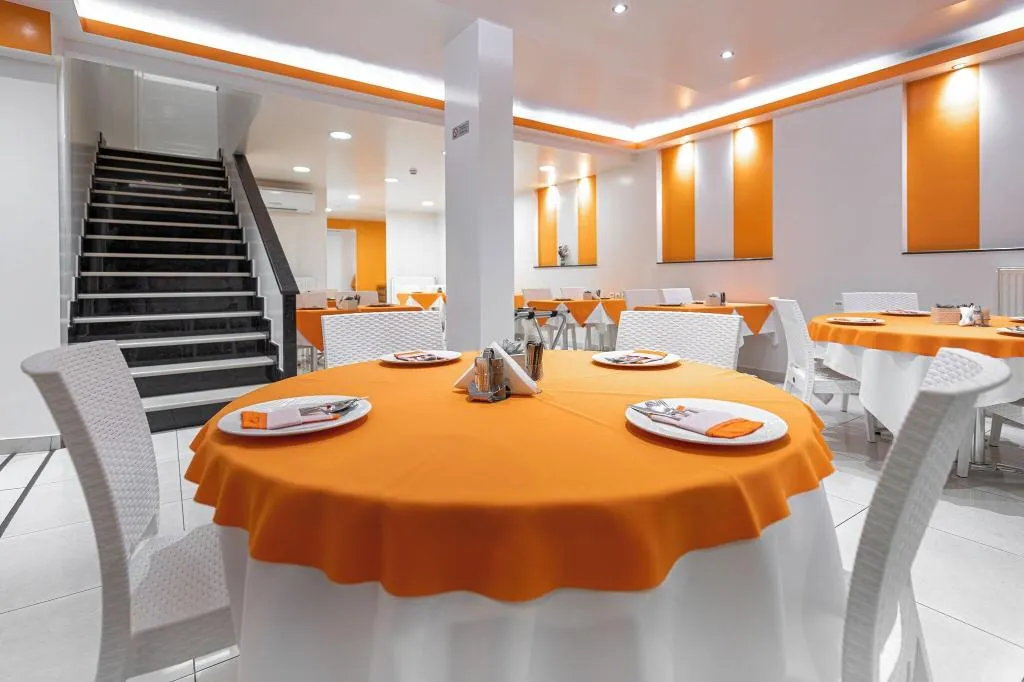 Restaurant, Faros 1, Athens