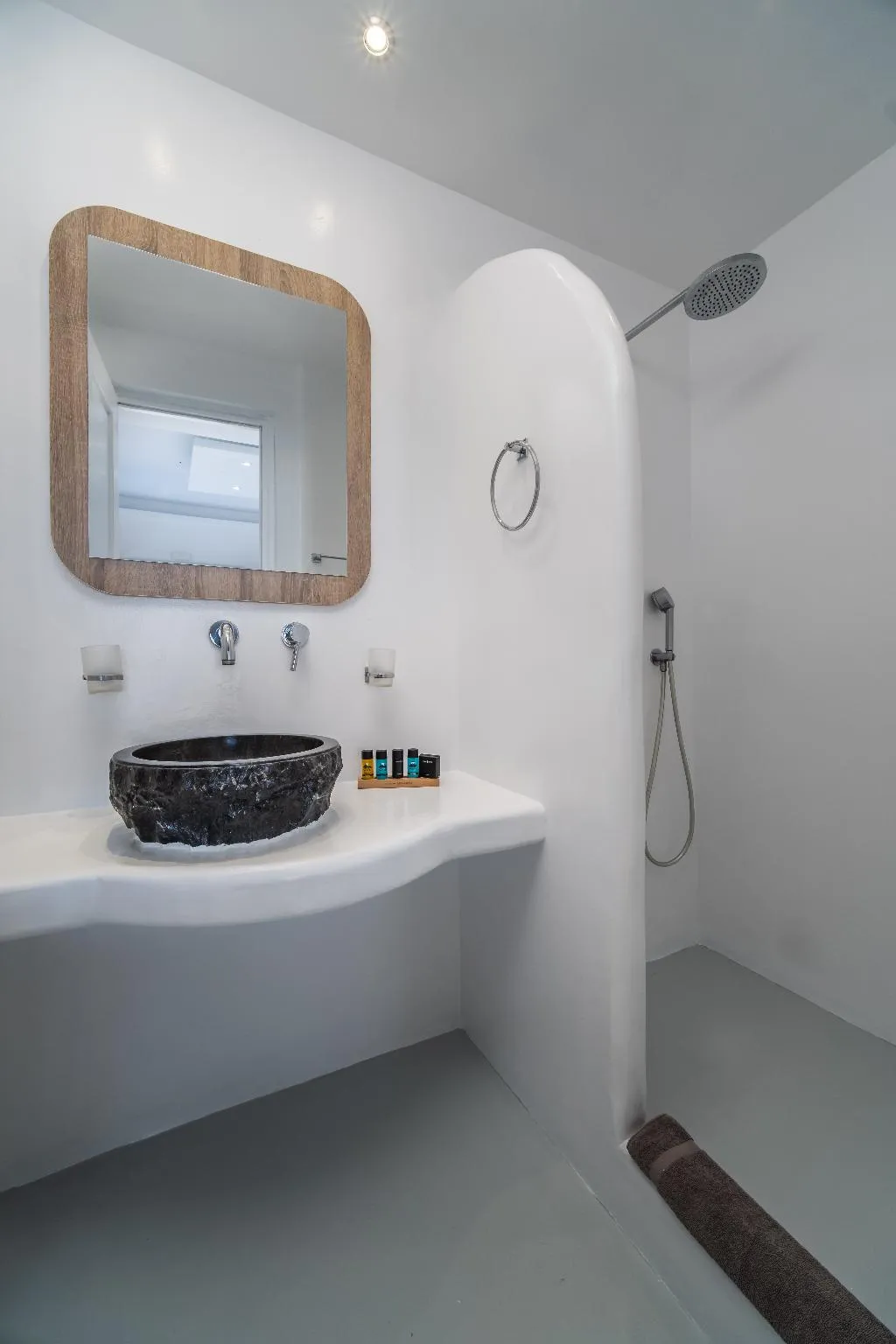 Room WITH VIEWS Room, Serenita Luxury Suites, Santorini