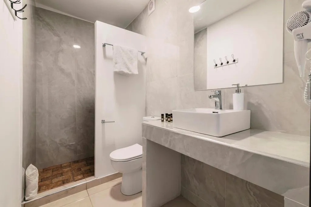 Room, Bamboo Suites, Rhodes