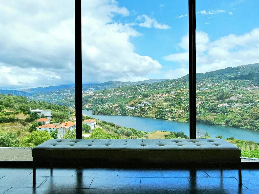 General view, Douro Palace, Porto