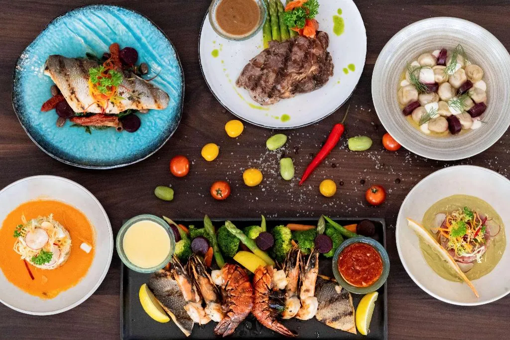 Restaurant, Kempinski Hotel & Residences Palm Jumeirah, Dubai