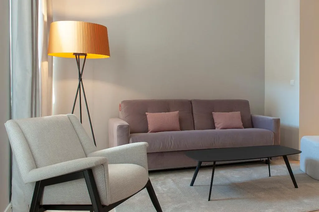 APARTMENT DUPLEX Room, MH Apartments Central Madrid, Madrid