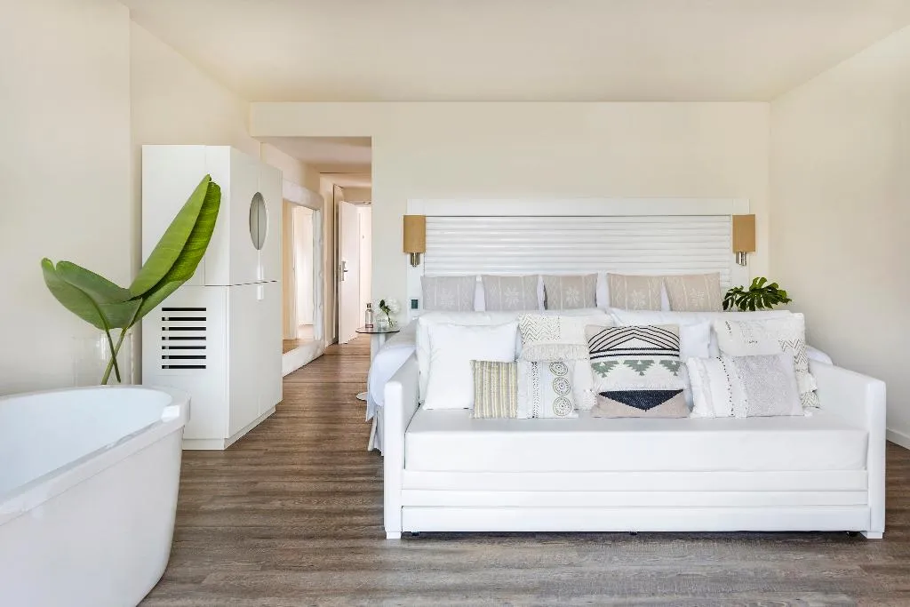 SUITE STANDARD Room, ME Ibiza, Ibiza