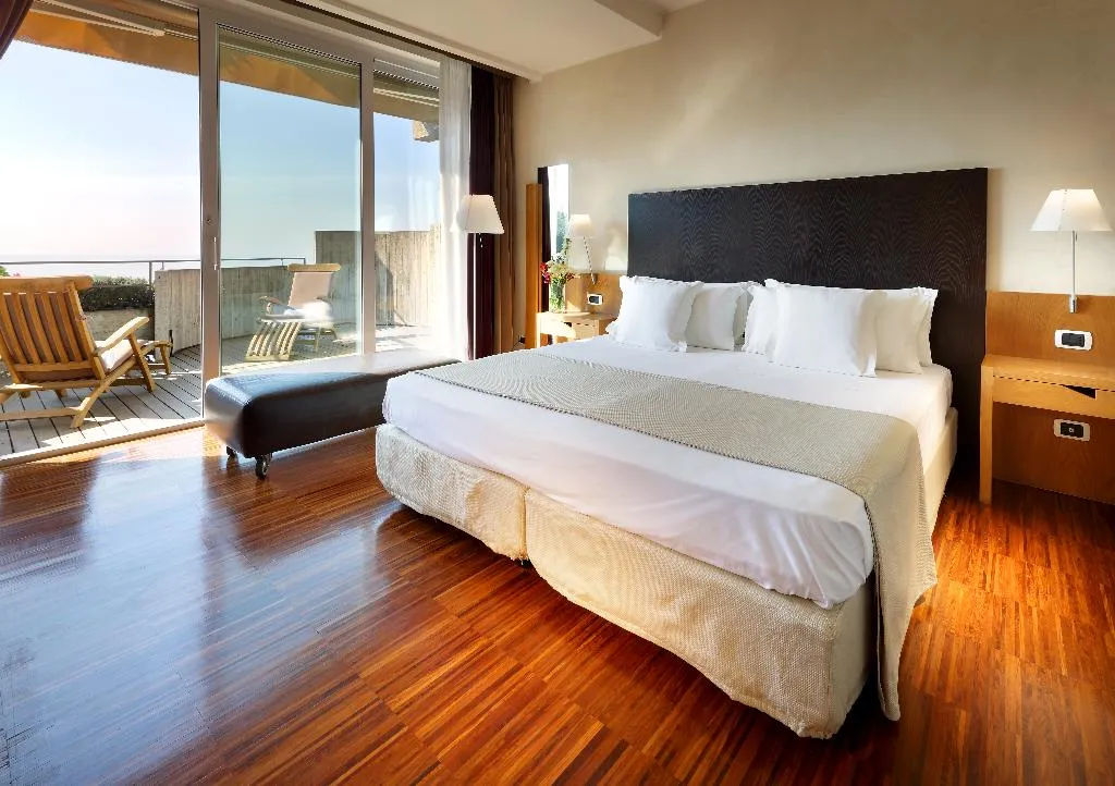 JUNIOR SUITE WITH TERRACE Room, Eurostars Monte Tauro, Taormina