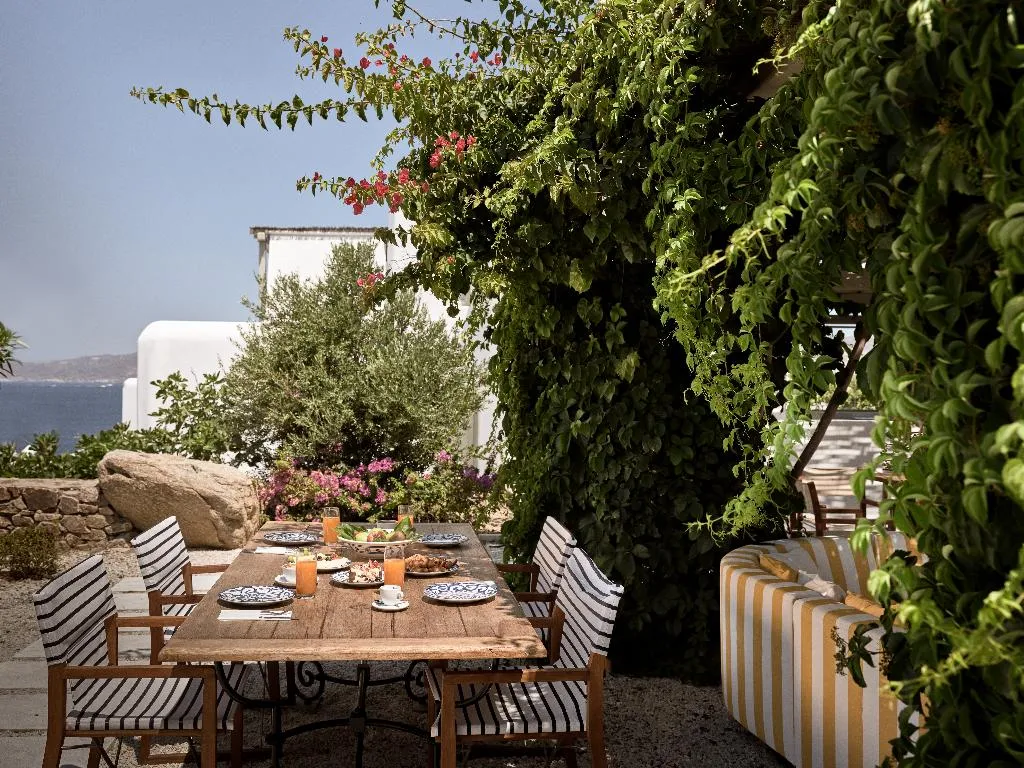 Bar, Belvedere Hilltop Complex Rooms & Suites, Mykonos