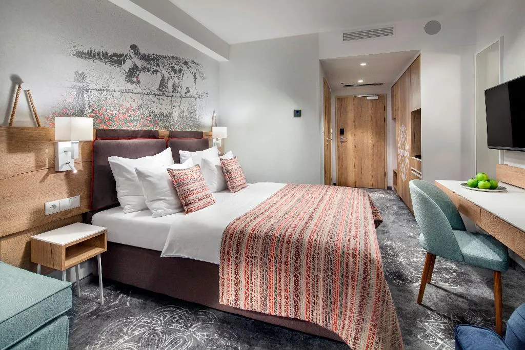 DOUBLE SUPERIOR Room, Hotel Aquarion Family & Friends - Destigo Hotels, Krakow