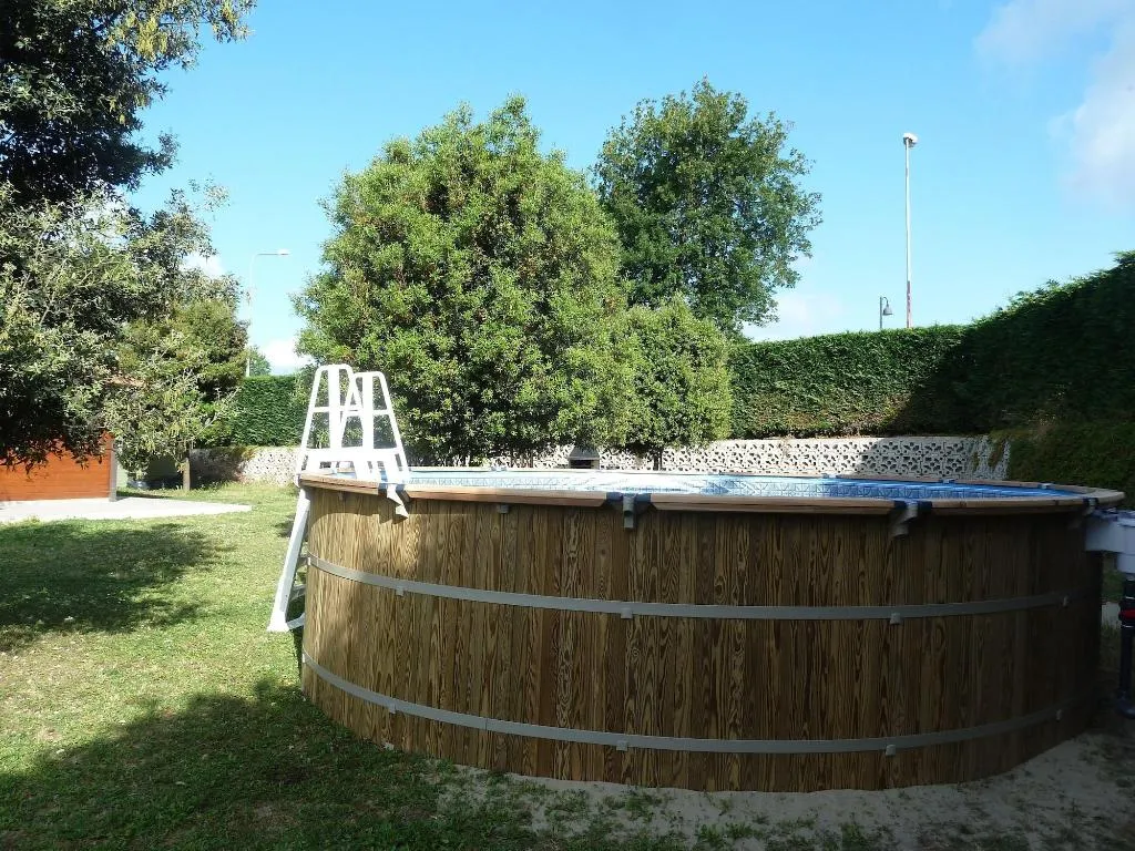 Sports and Entertainment, B&B o'Chalet, Naples