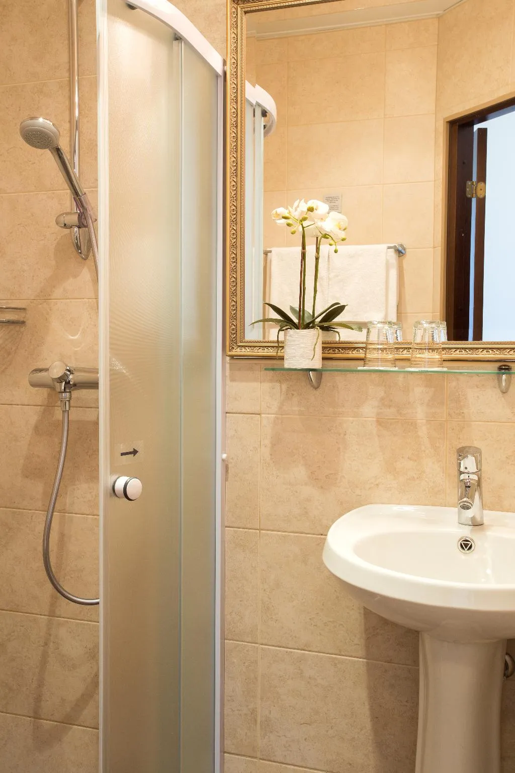 SINGLE STANDARD Room, Von Stackelberg Hotel Tallinn, Tallinn