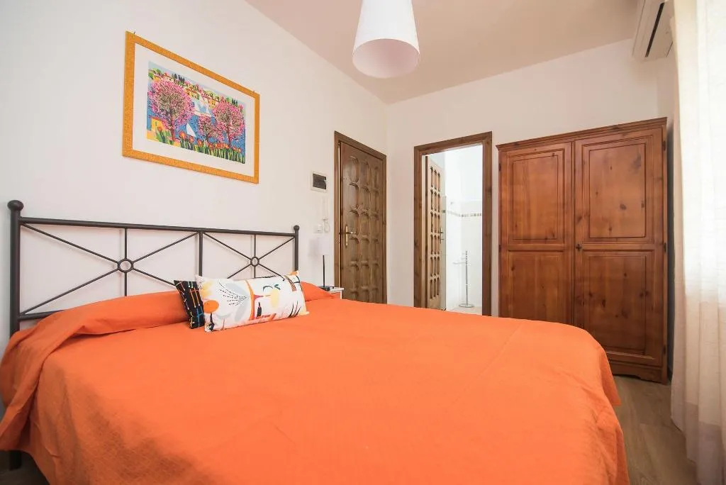 Room, Villa Degli Oleandri, Rome