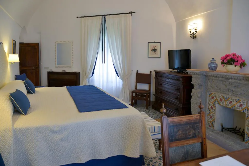 STUDIO CLASSIC Room, Villa Cimbrone, Naples