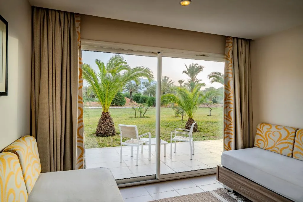 FAMILY ROOM GARDEN VIEW Room, Iberostar Waves Mehari Djerba, Tunisia