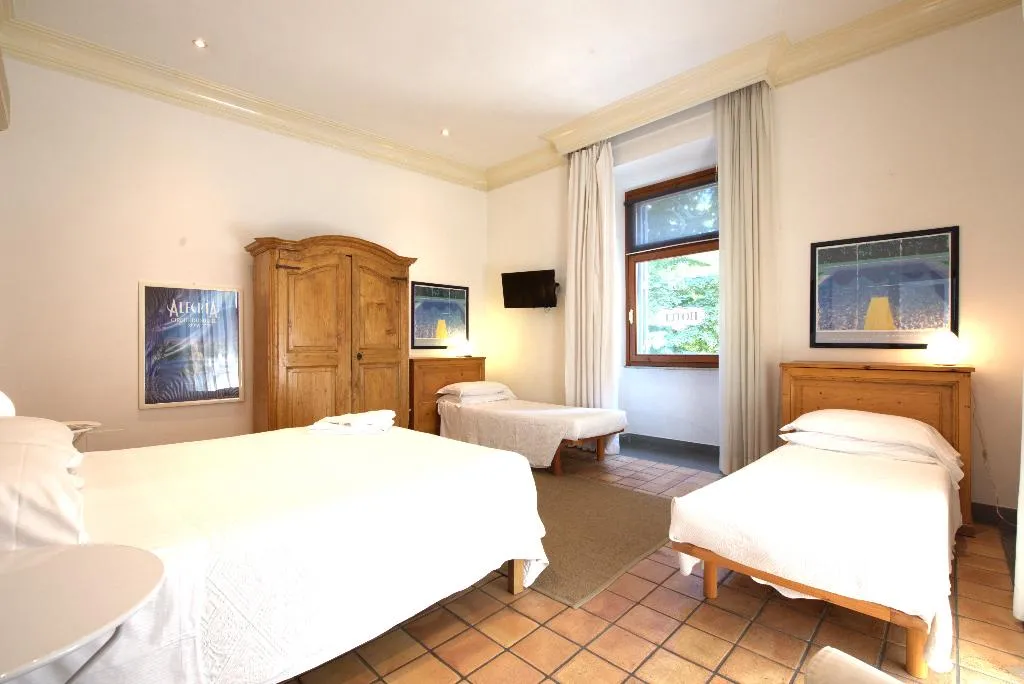 TRIPLE STANDARD Room, Locanda Cairoli Hotel, Rome