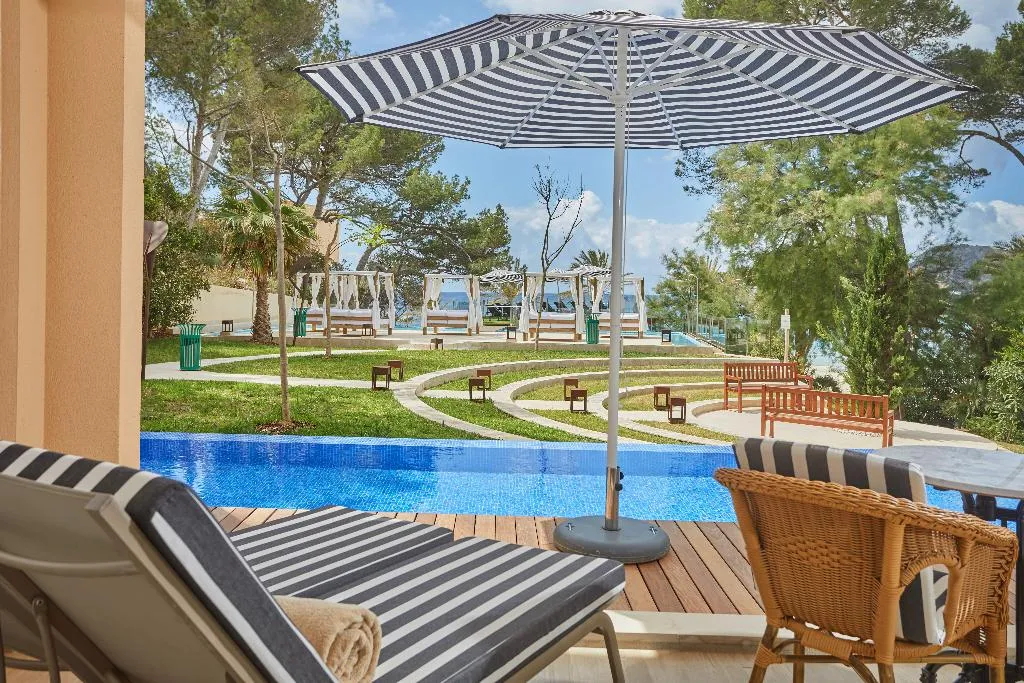JUNIOR SUITE SEA FRONT Room, Secrets Mallorca Villamil Resort & Spa Only Adults, Majorca