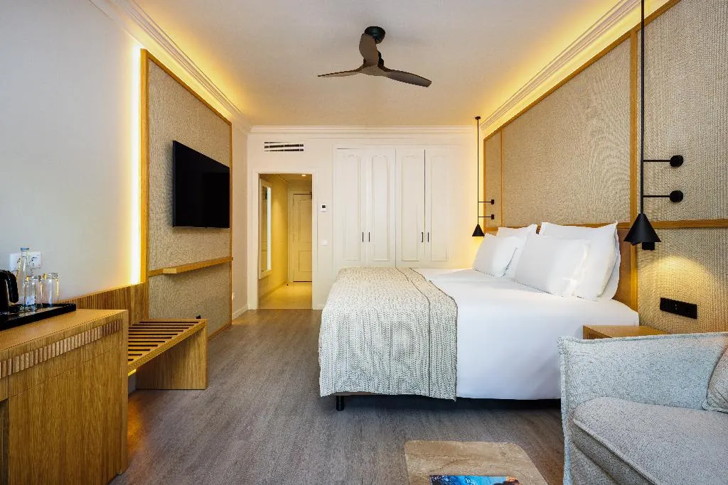 Double or Twin SEA VIEW Room, PortoBay Blue Ocean, Algarve