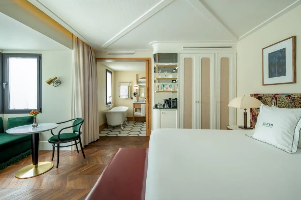 SINGLE DELUXE KING BED Room, Bless Hotel Madrid, a member of The Leading Hotels, Madrid