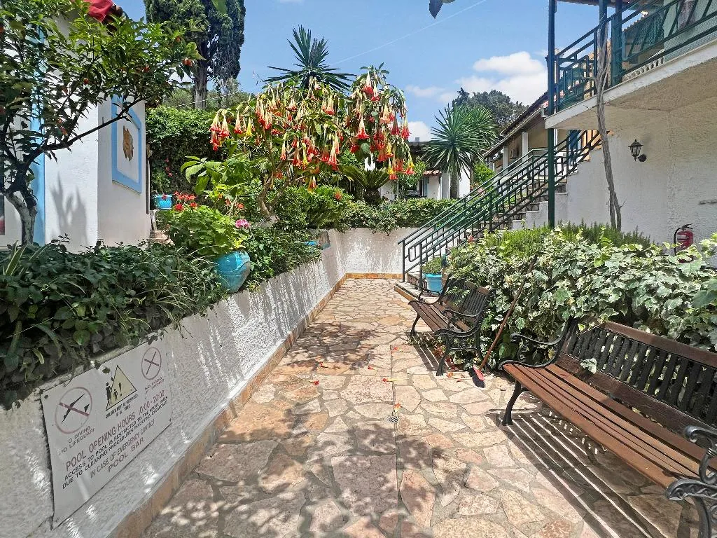 STUDIO CAPACITY 1 Room, Andromaches Holiday apartments, Corfu