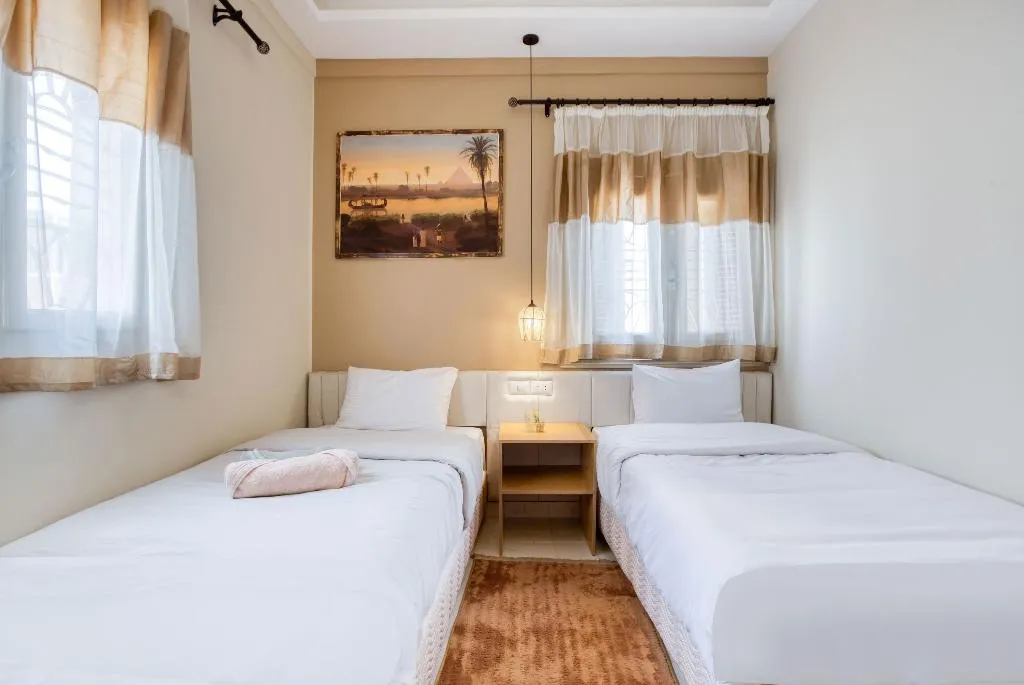 Double or Twin STANDARD Room, Villa Khufu Pyramids Hotel, Cairo