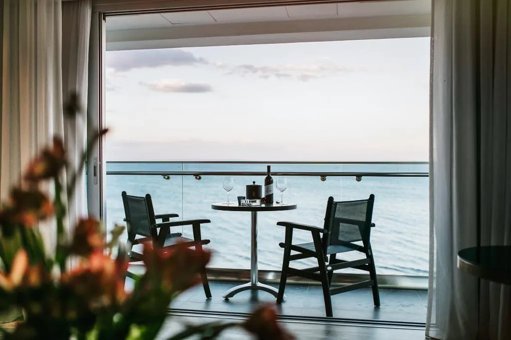 SINGLE DELUXE SEA VIEW Room, The Ciao Stelio Deluxe Hotel, Cyprus
