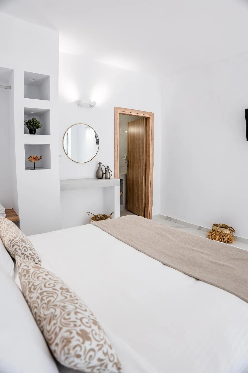 DOUBLE WITH BALCONY Room, Kýma Perissa, Santorini