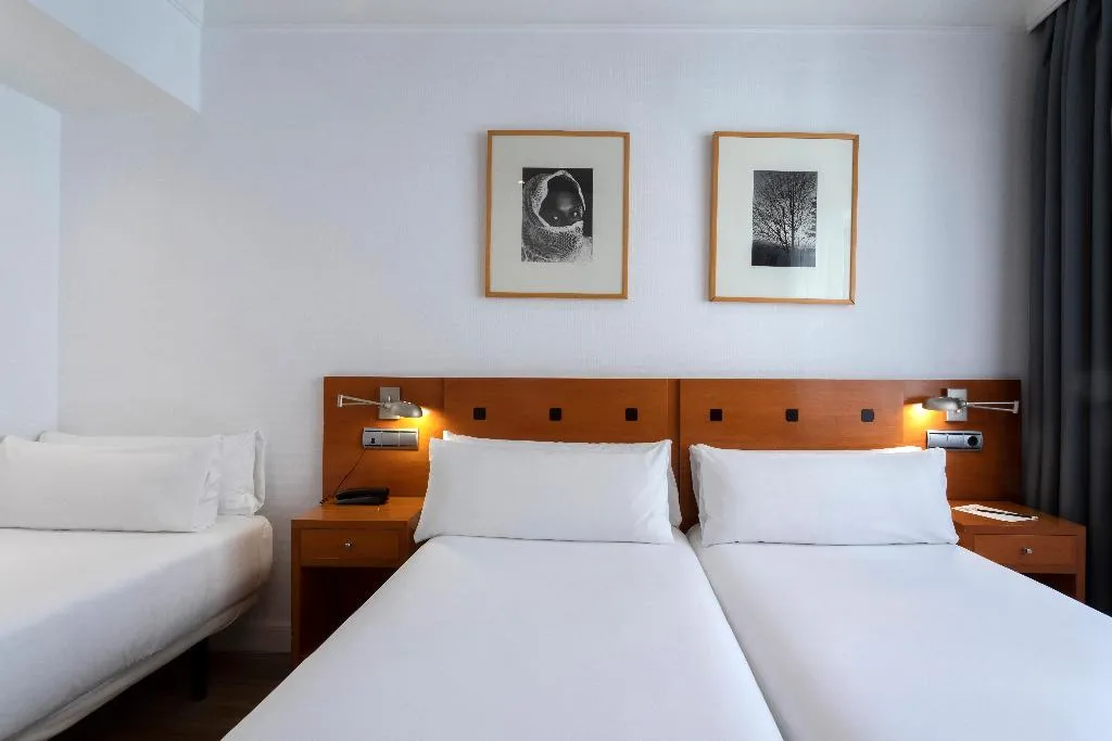 TRIPLE STANDARD Room, Petit Palace Cliper Gran Vía, Madrid