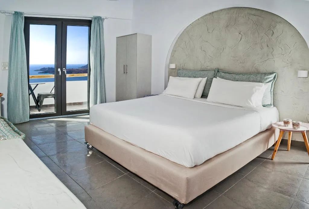 Room, Amity Suites, Santorini