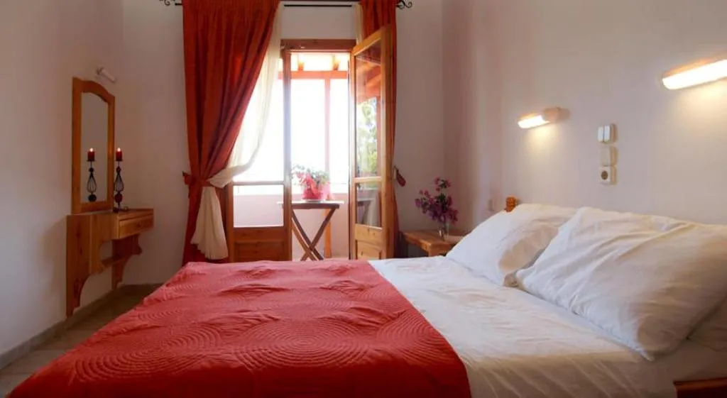 STUDIO STANDARD Room, Lake Studios, Skiathos