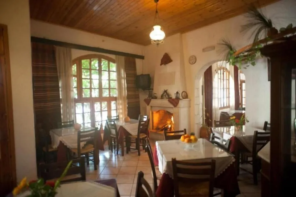Lobby, Keramos, Crete
