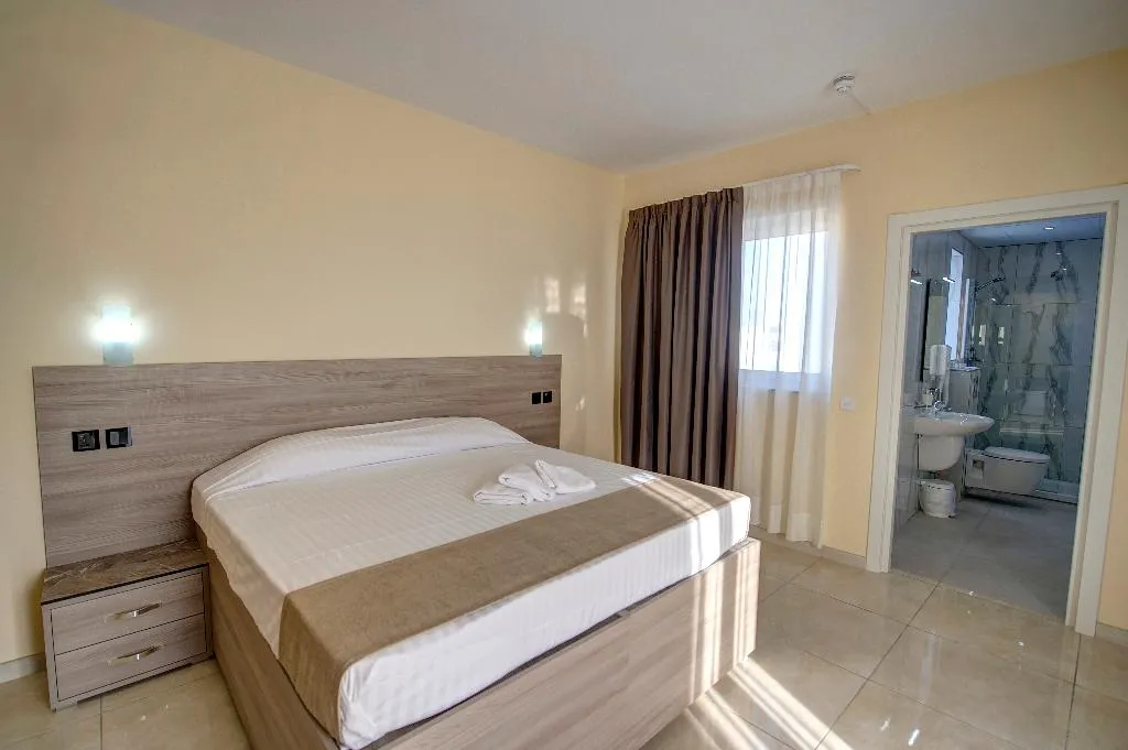 Double or Twin STANDARD Room, Allegro Hotel, Malta