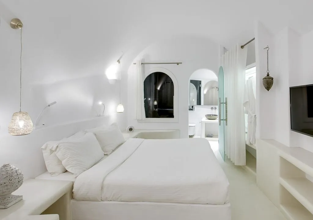 DOUBLE DELUXE SEA VIEW Room, Infinity Suites & Dana Villas, Santorini