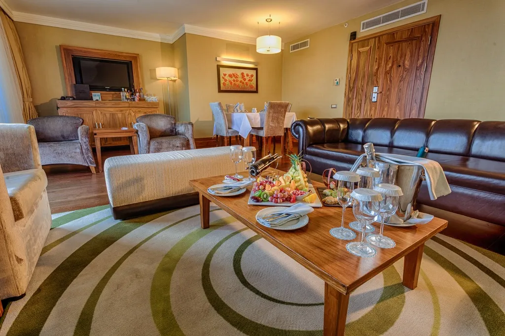 SUITE WITH JACUZZI Room, Susesi Luxury Resort, Antalya