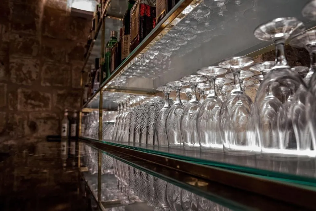 Bar, Palais Le Brun, Malta