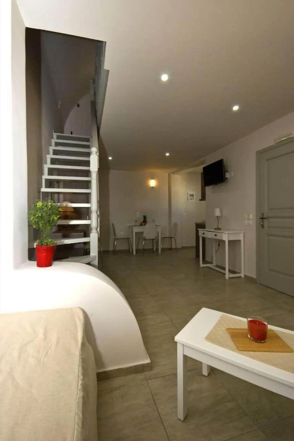 Room, Alafouzos Studios, Santorini