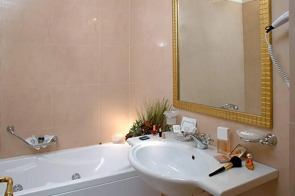 SINGLE STANDARD Room, Villa Glori, Rome