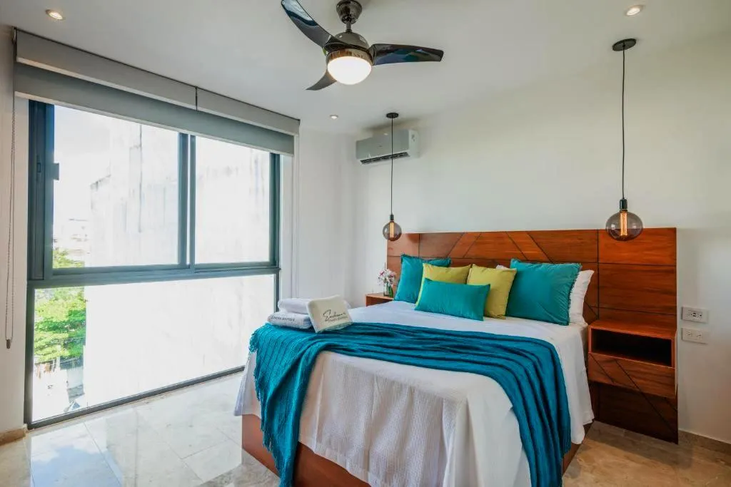 APARTMENT DELUXE QUEEN BED Room, Emiliano 42 Condos Boutique, Playa Del Carmen