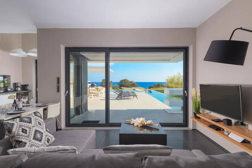 VILLA GARDEN VIEW Room, Albatros Beach Front Villas, Rhodes