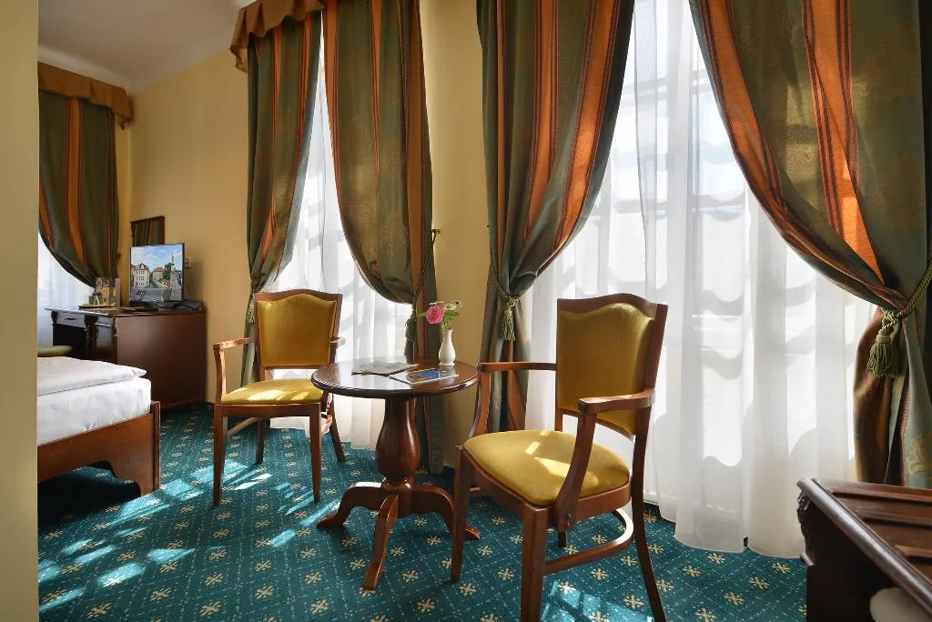 Double or Twin STANDARD Room, Certovka, Prague