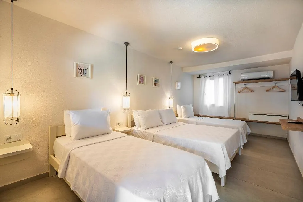 QUADRUPLE STANDARD Room, Daphnis Hotel, Bodrum